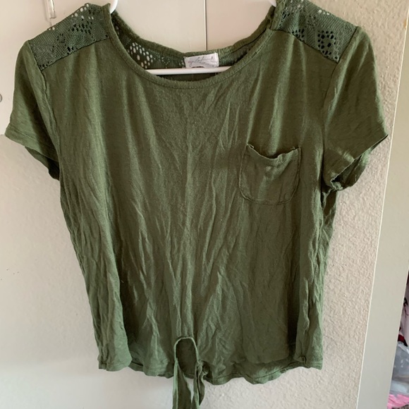 Green crop top - Picture 1 of 2